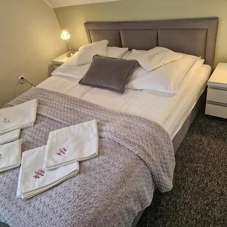 Victoria בית אירוח