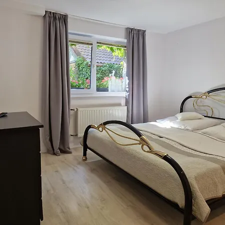 Victoria בית אירוח *