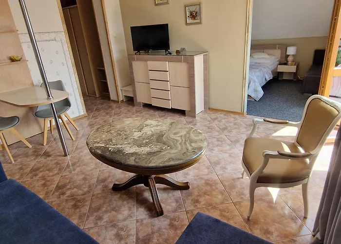 Victoria Δωμάτια σε οικογενειακή κατοικία *